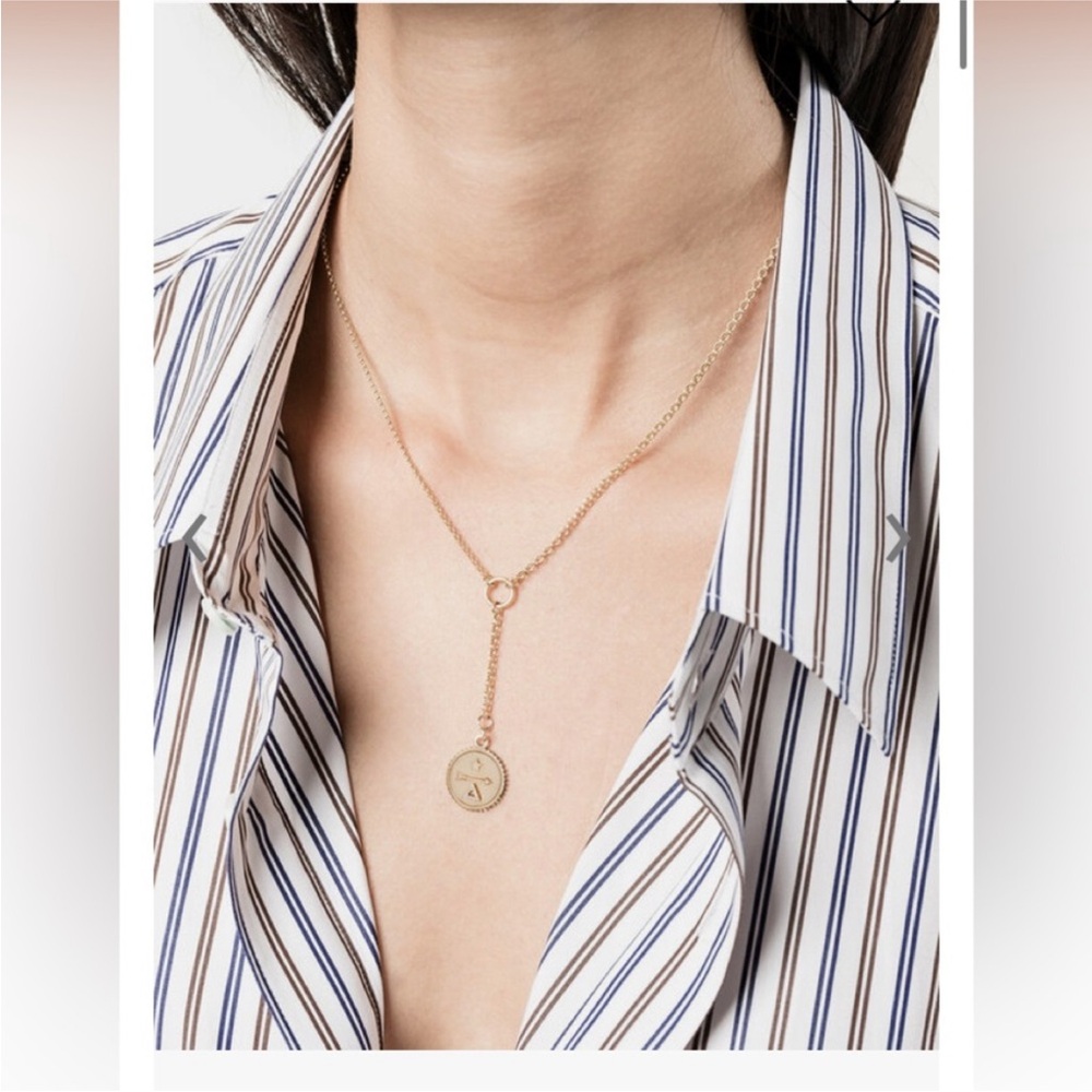 Foundrae dream necklace